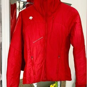 Descente Atletic Women's Red Ski Jacket